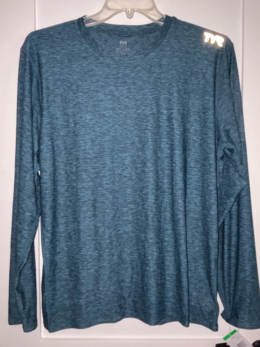 TYR Men’s NWT Long Sleeve Heathered Teal Performance Shirt